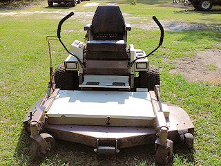 Grasshopper Mower with 61inch Mowing Deck
