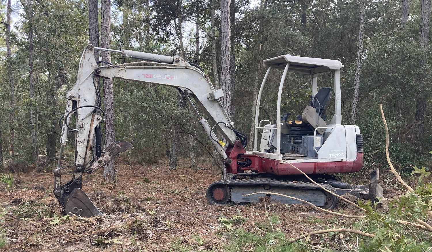 Tractor and Miniexcavator - Degolyer Enterprises - Keystone Heights, Florida - Northeast Florida